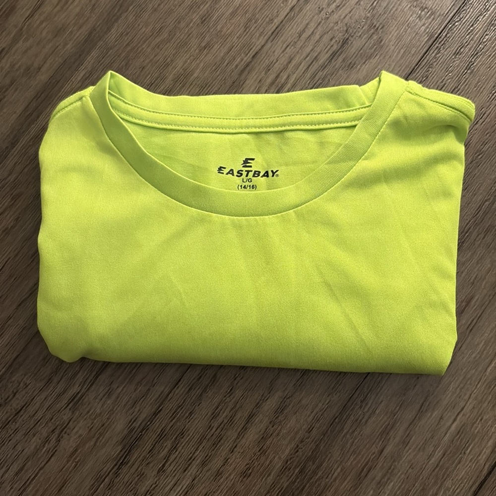 NEW [Eastbay] Gymtech Performance Athletic Shirt, Lime, Youth M 10/12 or L 14/16 - Picture 9 of 11